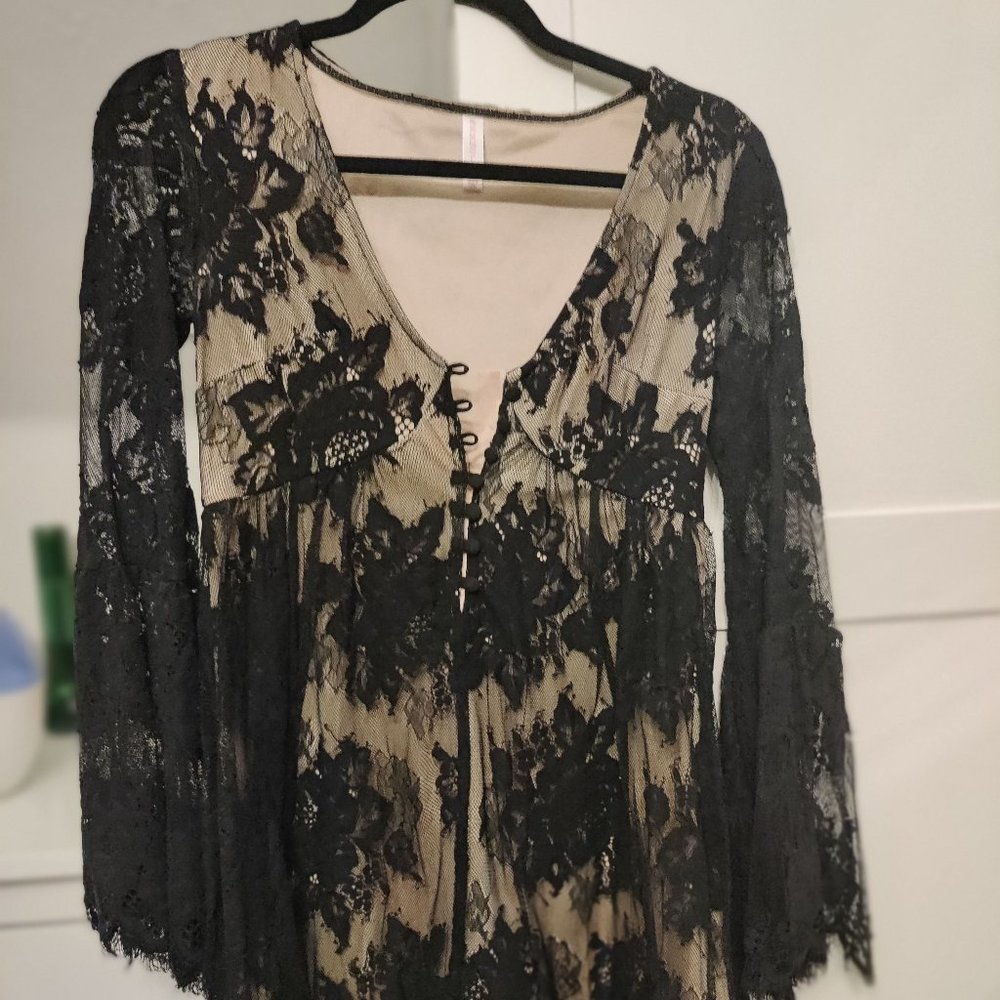 90s style lace dress